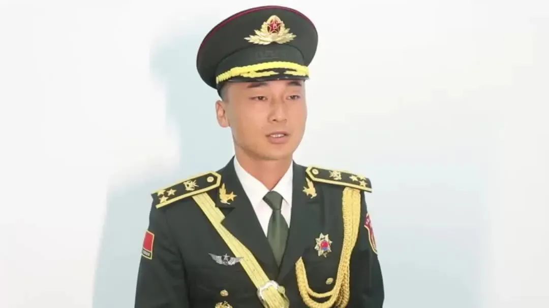 九三阅兵3名旗手揭晓揭秘九三阅兵的三名旗手重磅揭晓！